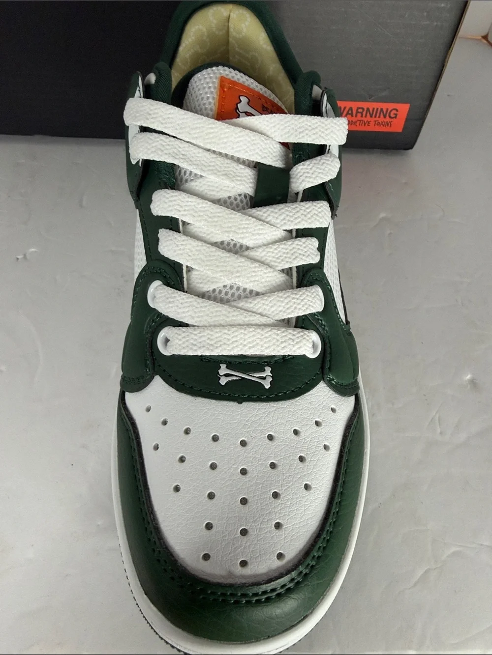 Brand x Tombstone Joker Sneakers Green White Men’s Size 6.5 NIB Streetwear